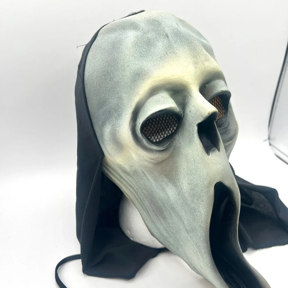 Vintage 1995 The Paper Magic Group Halloween Vinyl Ghoul Ghost Face Mask‎